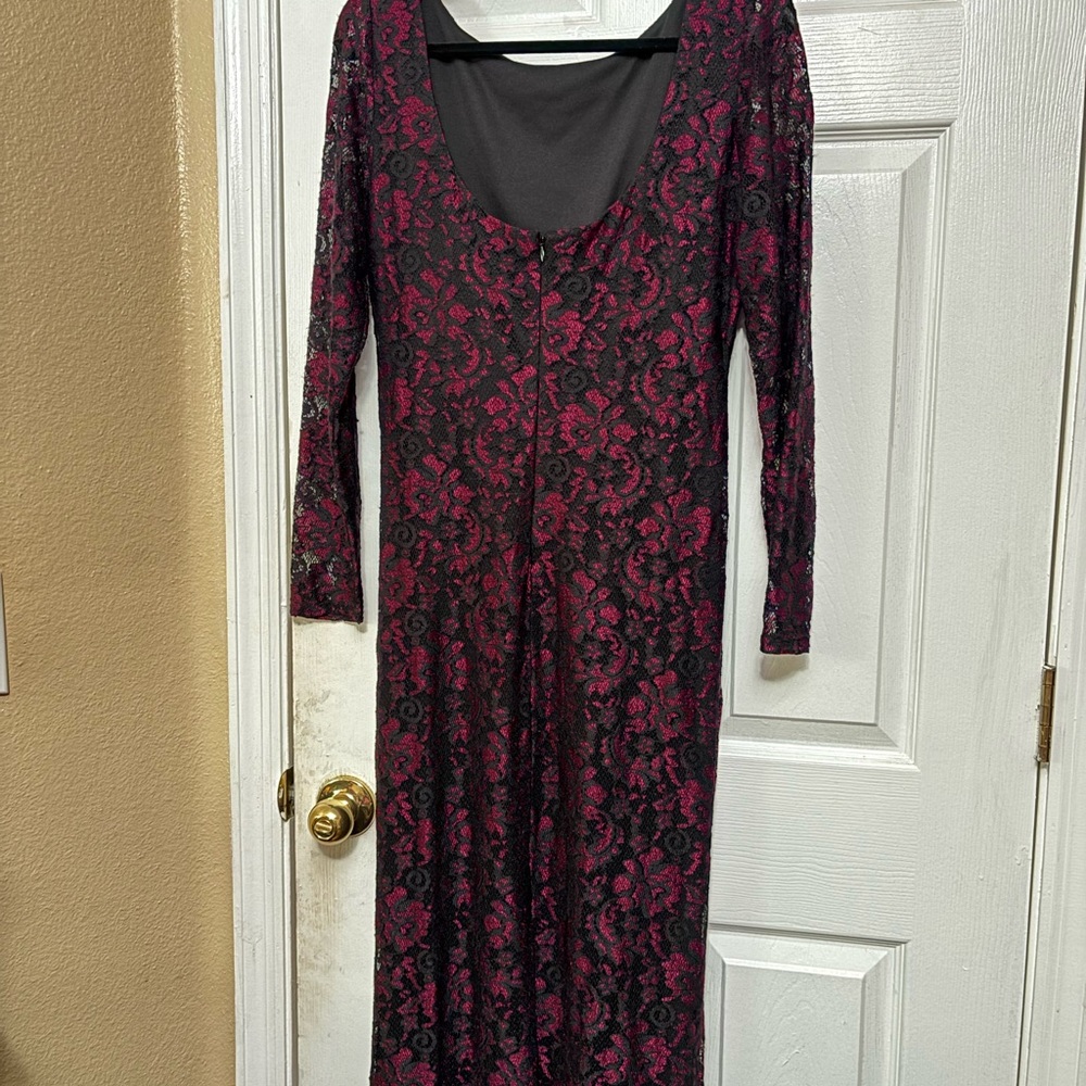 Elegant Black and Pink Lace Dress